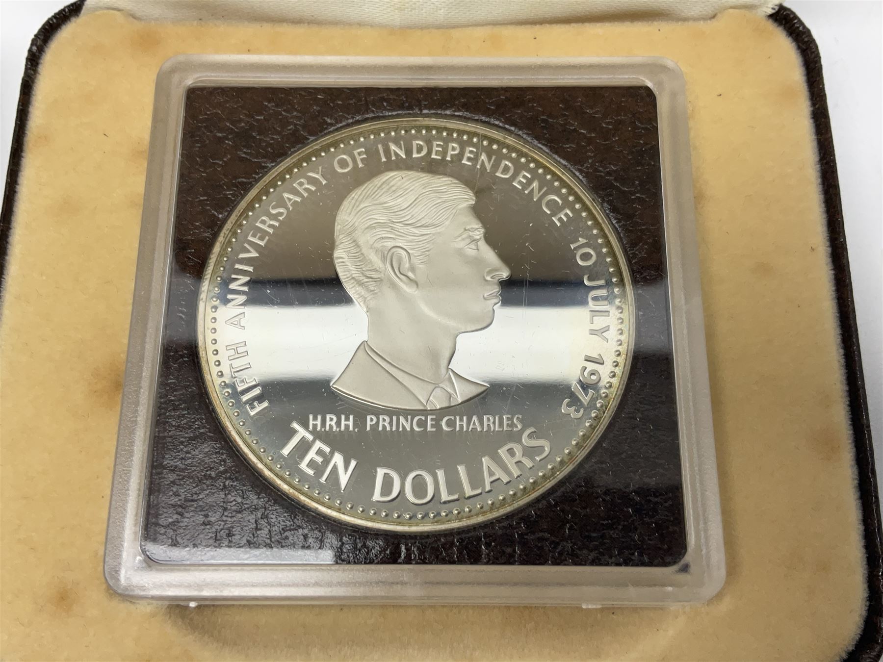 Two Commonwealth of the Bahamas 1978 ten dollar silver coins, both cased with certificates