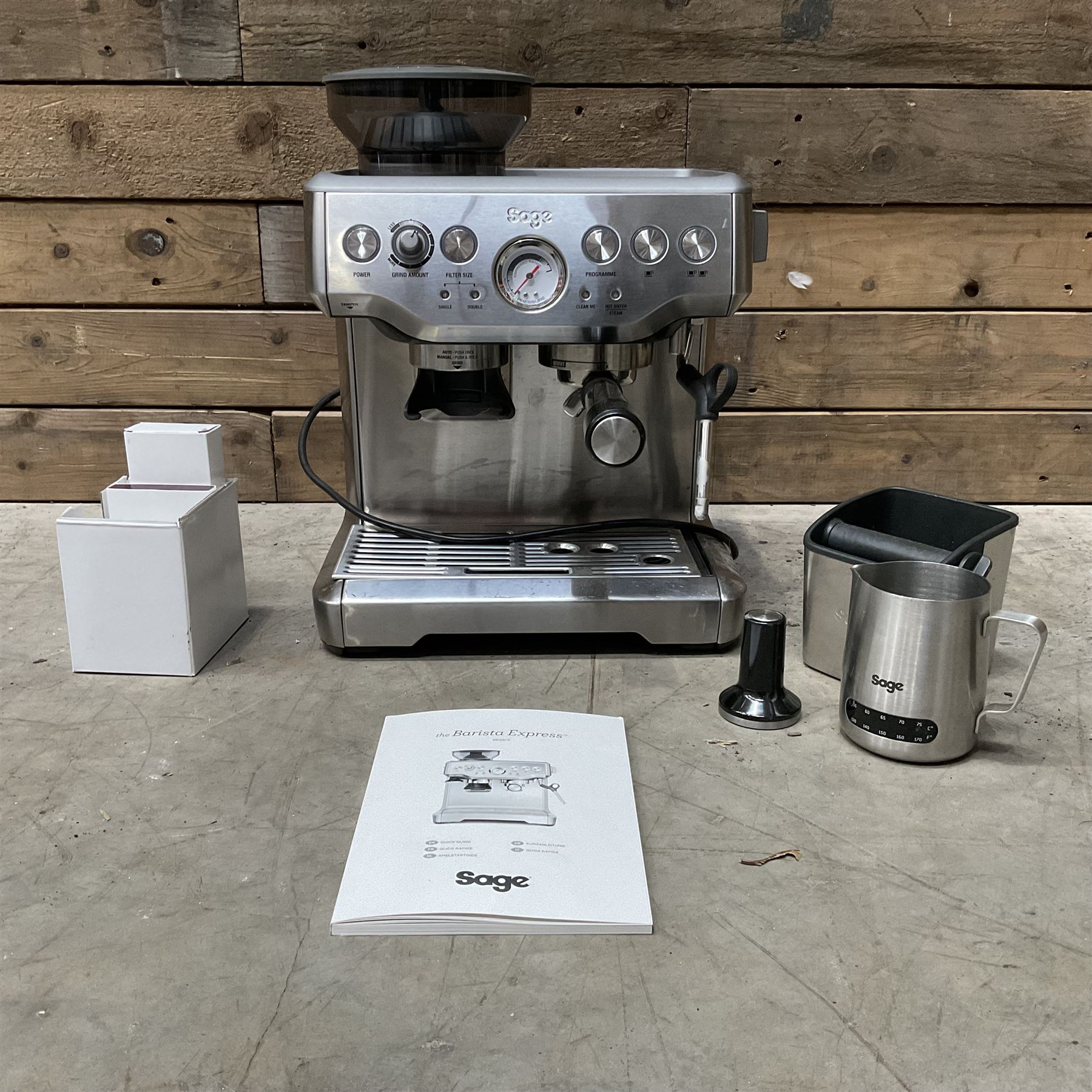 Sage Espresso machine BES870UK bean to cup coffee machine