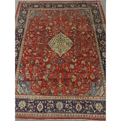  Persian Mahal red ground carpet, floral design, repeating blue ground border, 415cm x 316cm  