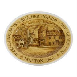 Pair of oval plates painted with Malton scenes, L35cm