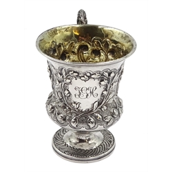 William IV silver christening cup, embossed squirrel and foliate decoration by John James Keith, London 1835, approx 4.8oz, H10cm