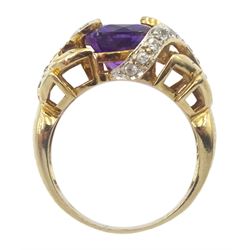9ct gold amethyst and cubic zirconia dress ring