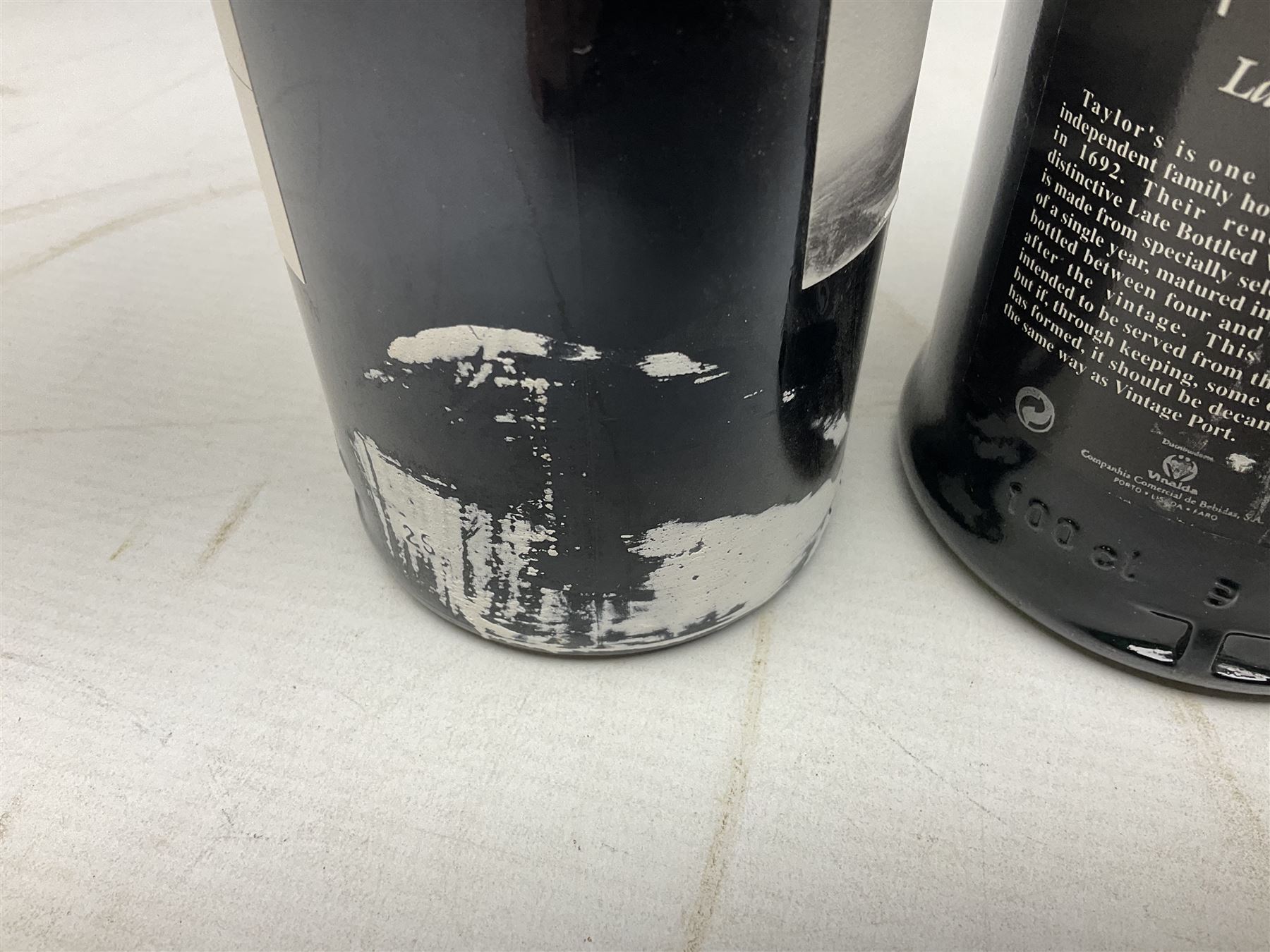 Mixed port, comprising Warre's 1977, vintage port, Quinta do Estanho, 1997, vintage port, Croft Quinta da Roeda, 2002, vintage port, Taylors, 1994, port and Taylors 2015, port, various contents and proof (5)