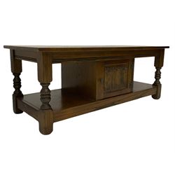 Old Charm rectangular oak coffee table