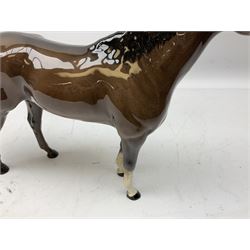 Six Beswick figures of bay horses, including large hunter no.1734, Shire horse no.818, horse with tucked head no.1549, etc (6)