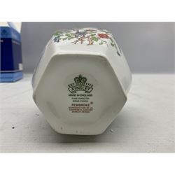 Mats Jonasson of Sweden glass Otter paperweight, Capredoni by Dartington Crystal Crysanthemum paperweight, boxed British Fossils agate geode, silver plated wine bottle coaster and Aynsley vase, etc, all boxed