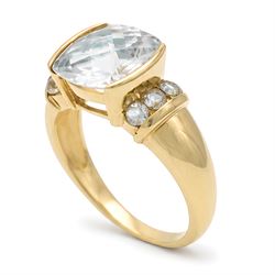 14ct gold aquamarine ring, single briolette cut aquamarine, with three round cut aquamarines set either side, stamped