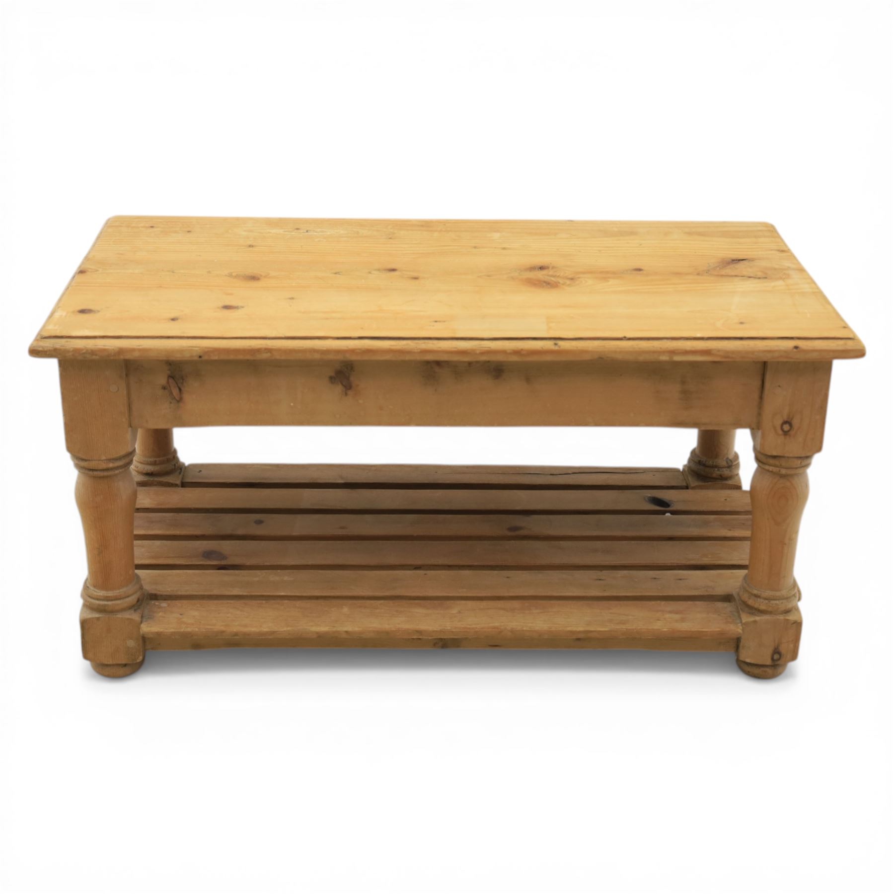 Pine coffee table, full length undertier on turned supports
