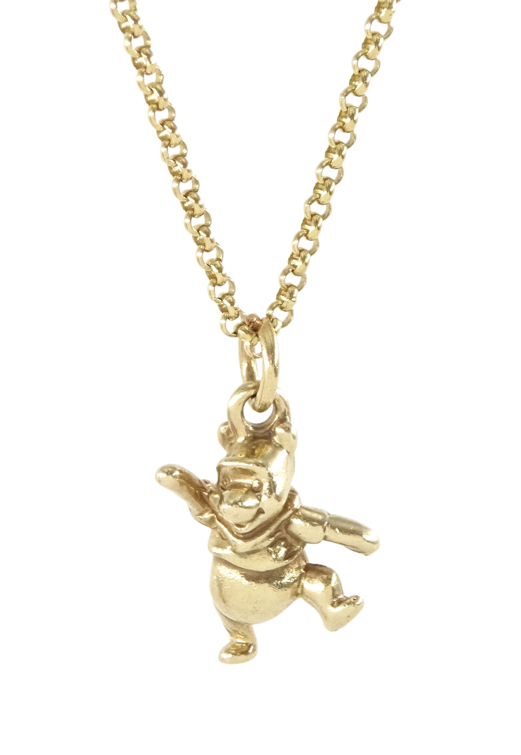 9ct gold Winnie the Pooh pendant necklace