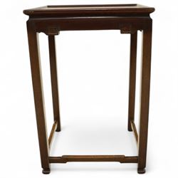 Whytock & Reid, Edinburgh  - Edwardian nest of three Chinese-style solid mahogany occasional tables, rectangular top with finely moulded edge above slim square section legs with subtly chamfered inner edges, joined by H-shaped stretchers, largest W40xD33xH52cm