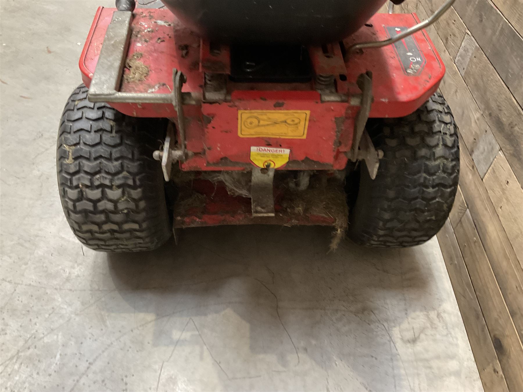 Countax K18 Twin ride on lawnmower 42” cut, with trailer and attachment 
