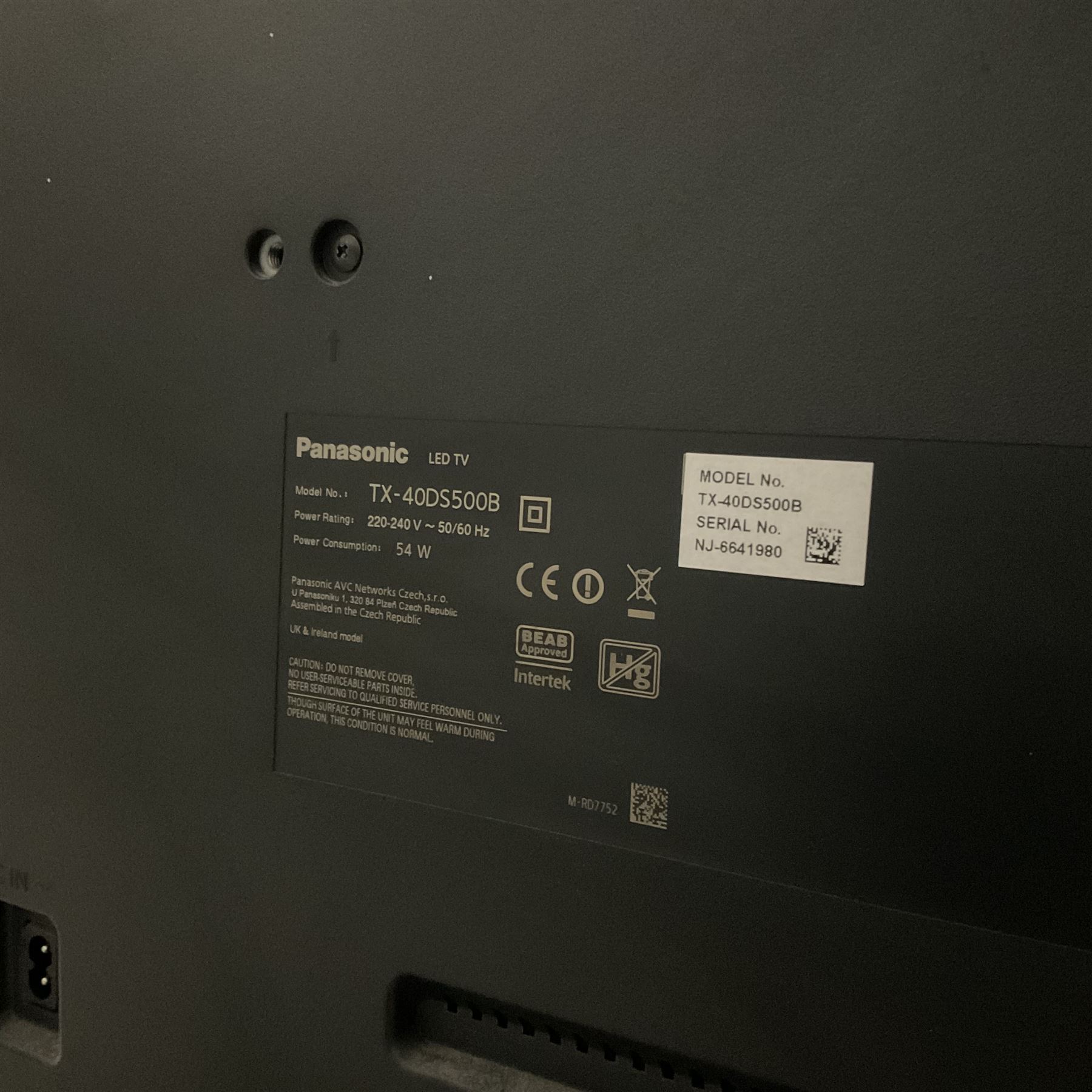 Panasonic TX-40DS500B television and DVD player - THIS LOT IS TO BE COLLECTED BY APPOINTMENT FROM DUGGLEBY STORAGE, GREAT HILL, EASTFIELD, SCARBOROUGH, YO11 3TX