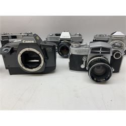 Collection of camera bodies and lenses, to include Contax 159mm, Pentacon FM, Miranda EE, Canon EXee, Praktica IV FB, 'Photax-Paragon 1:5 f=300mm no.312703' lens, 'Sirius MC Automatic 1:2.8 f=28mm, 52 No.934417 etc