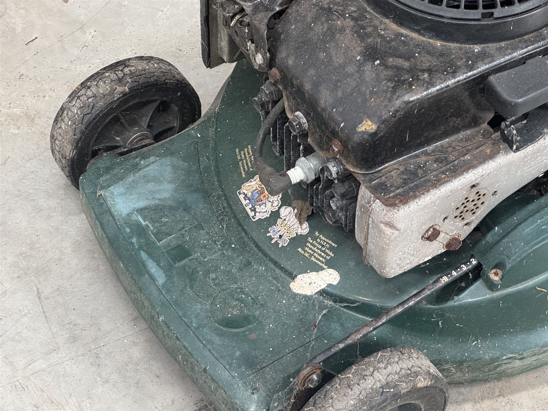 Atco Admiral16 SE petrol lawnmower