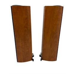 Pair of KEF Q4 Series floor speakers No. 1844576/556G