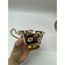 Royal Crown Derby Imari pattern 2451, four teacups, six saucers, six dessert plates etc 