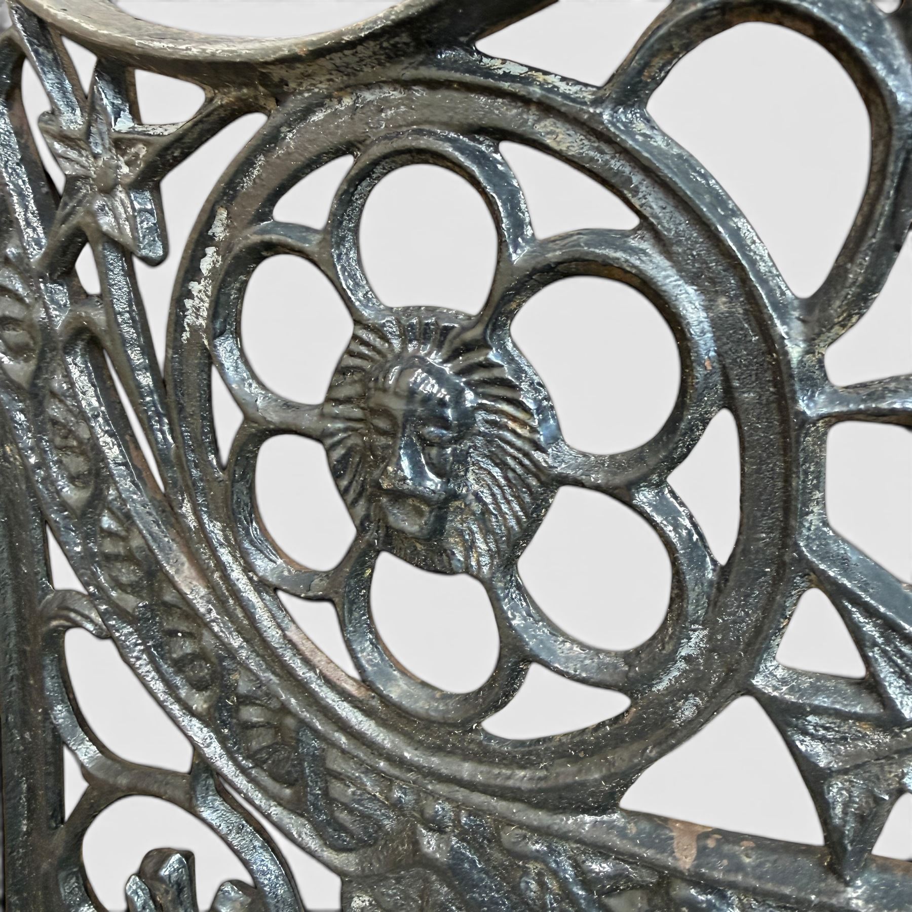 Cast aluminium and wood slatted garden bench