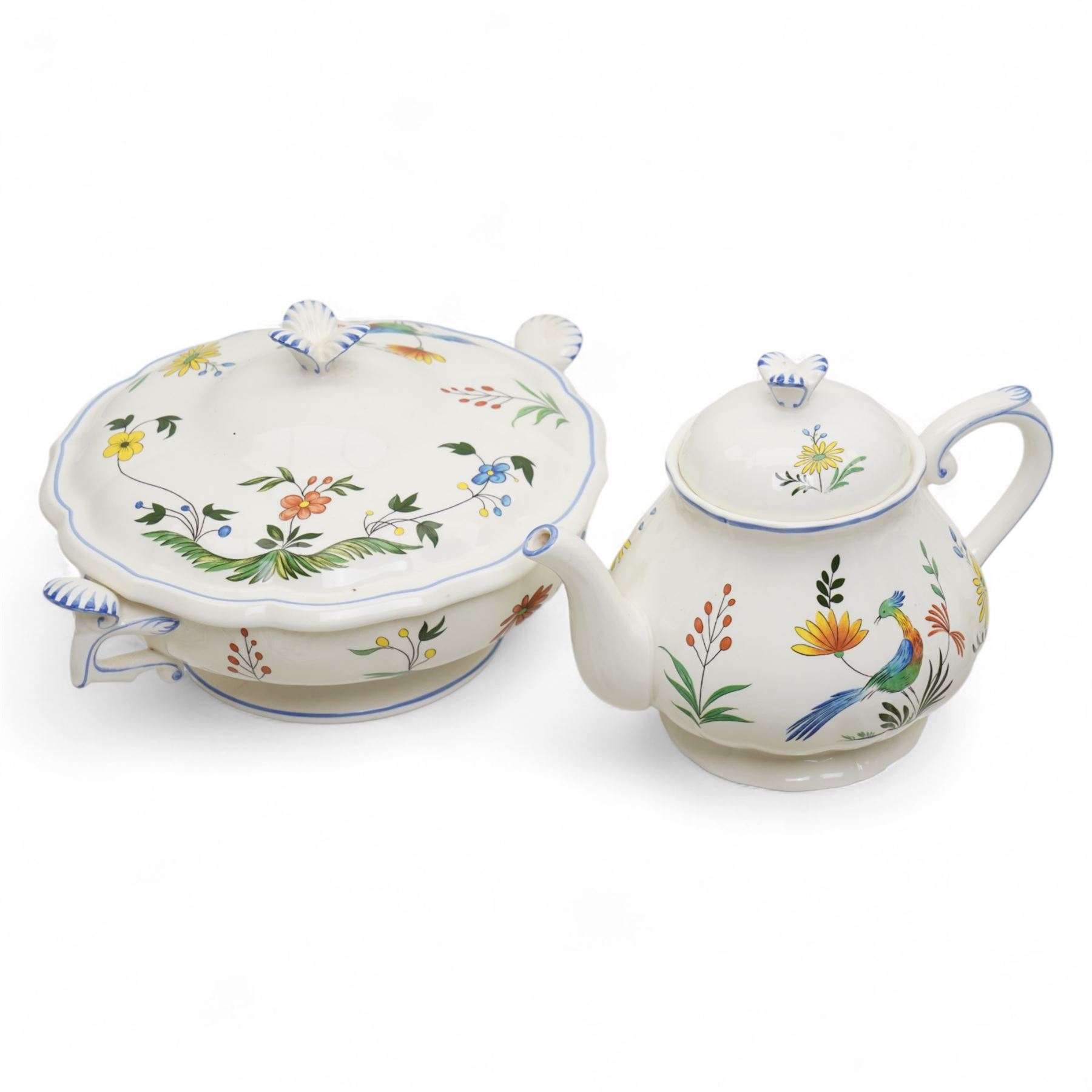 Gien France 'Oiseaux De Paradis' pattern faience tea and dinner