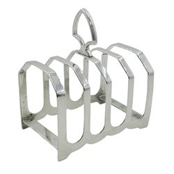 1930's silver five bar toast rack, hallmarked Viner's Ltd, Sheffield 1932, maximum height 10cm, approximate weight 3.60 ozt (112 grams)