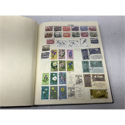 World stamps including Great Britain, New Zealand, Spain, Bulgaria, Monaco, Yemen, Belgium, Russia, Poland etc, housed in three albums