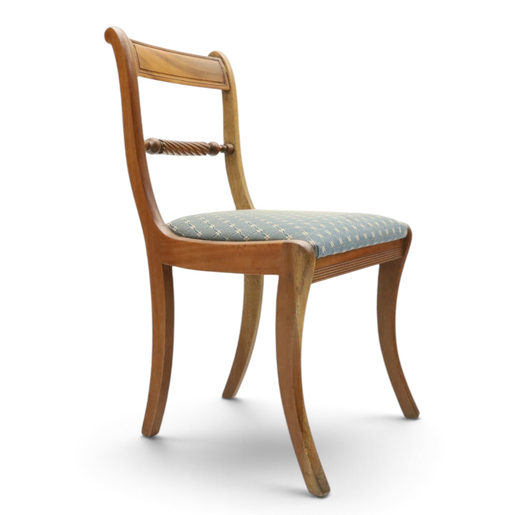 19th century mahogany extending dining table, rectangular top with rounded corners raised on turned and fluted supports with brass cups and castors, with two additional leaves; with set of eight (6+2) Regency design mahogany dining chairs, spiral-reeded back-bar over drop-in seats and sabre supports (W54cm H85cm)