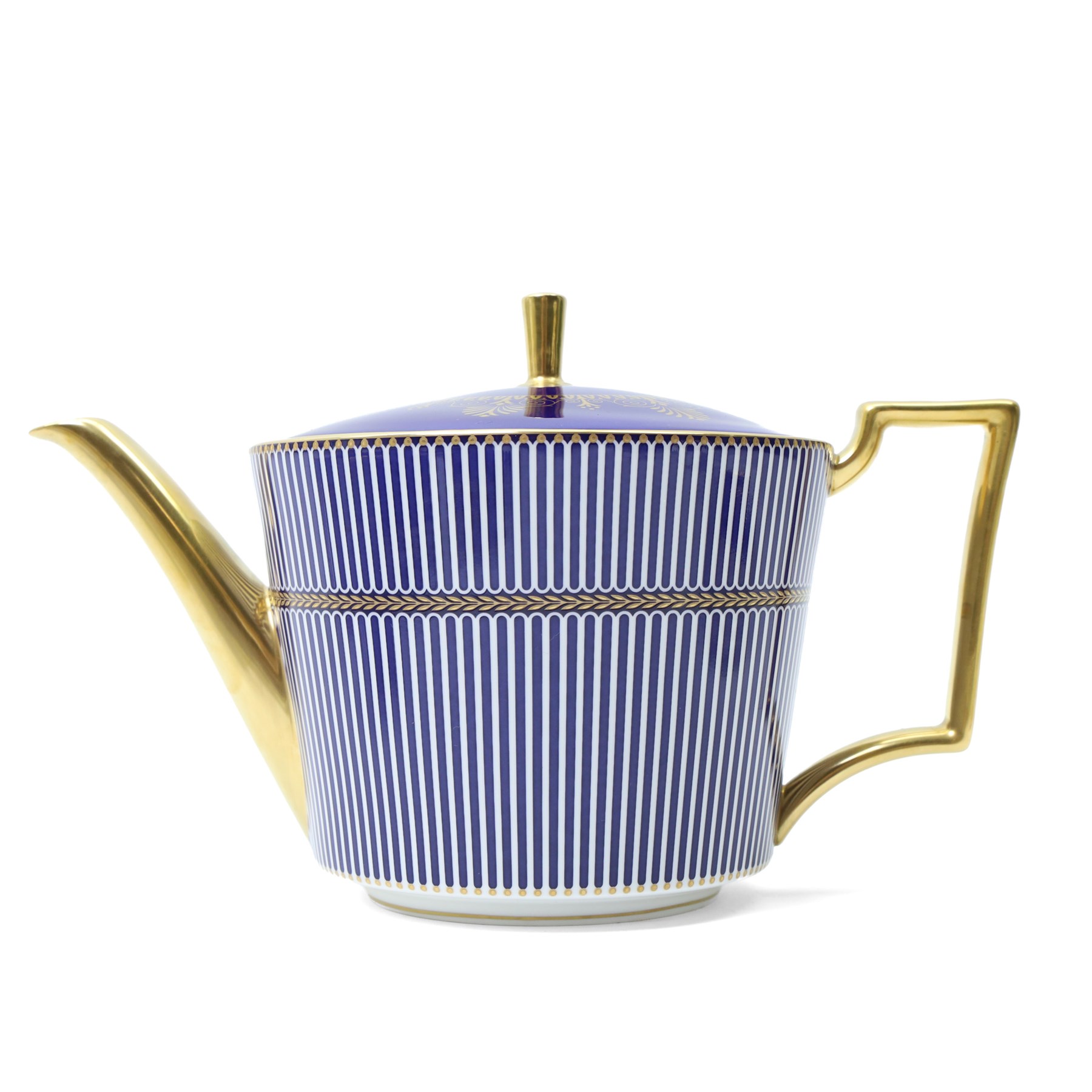 Wedgwood Anthemion Blue pattern tea service richly decorated in blue and gilt with palmette and colonnade forms comprising six cups and saucers, six plates, tea pot, milk jug and sugar box and cover