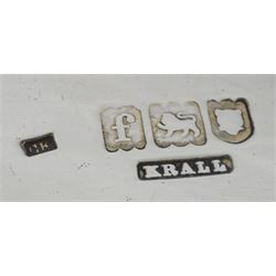 Edwardian silver paten by Carl Krall, London 1901, approx 6.1oz