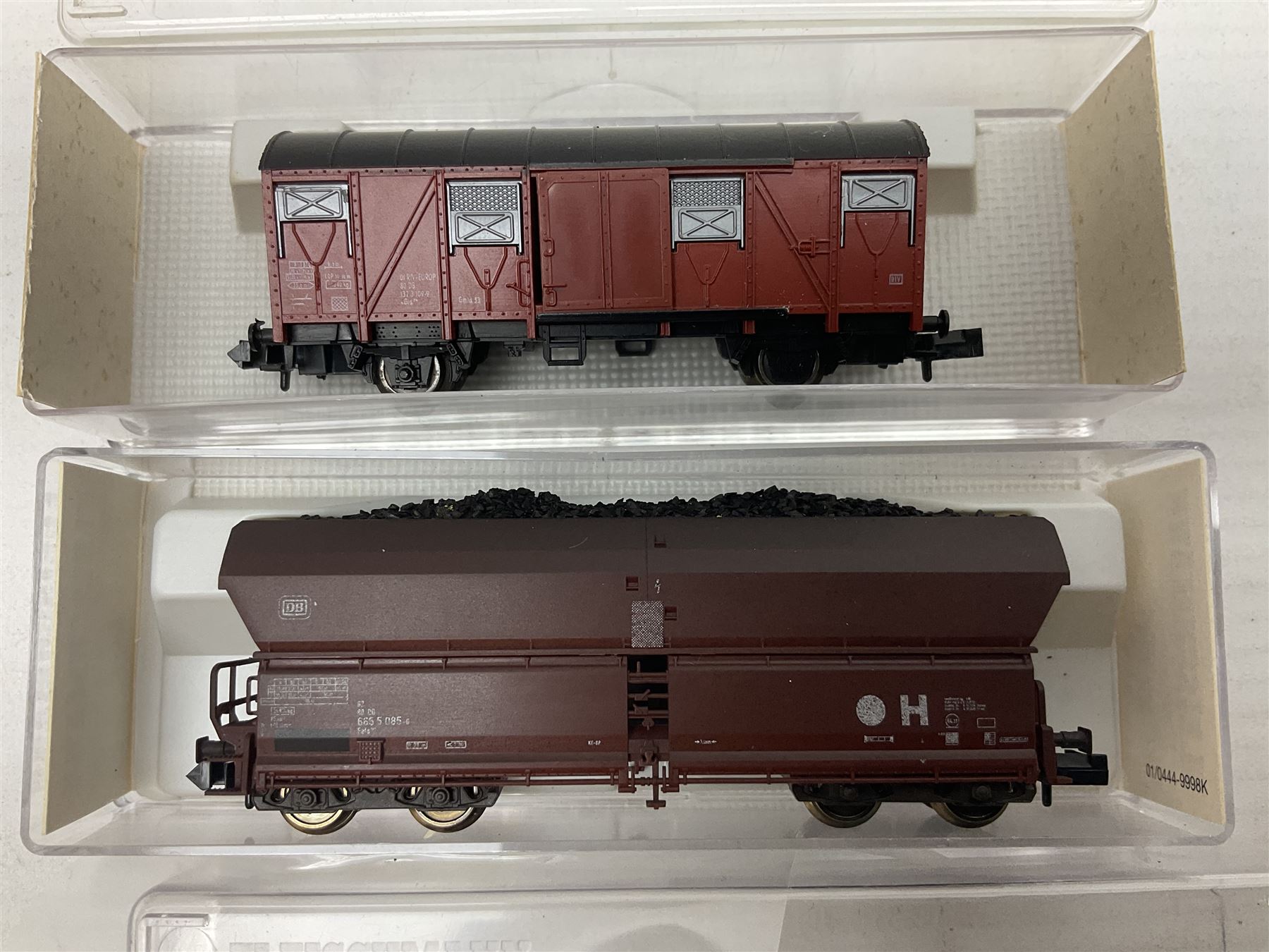 Fleischmann 'N' gauge - thirteen goods wagons Nos.8201K, 8234K, 8240K, 8282, 8325, 8330, 8372K, 8488K, 8515K, 834606K, 852401K, 852404K & 868523K; all boxed (13)