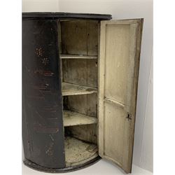 Early to mid 18th century bow front Japanned black lacquer corner cabinet, painted interior fitted with three shelves