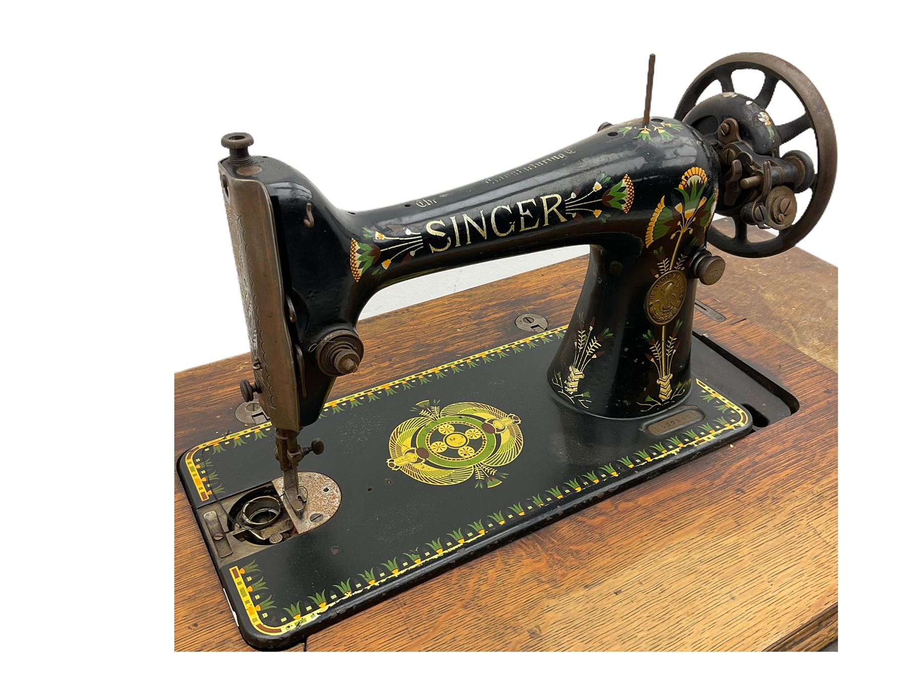 Singer treadle sewing machine and table top sewing machine (2)