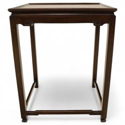 Whytock & Reid, Edinburgh  - Edwardian nest of three Chinese-style solid mahogany occasional tables, rectangular top with finely moulded edge above slim square section legs with subtly chamfered inner edges, joined by H-shaped stretchers, largest W40xD33xH52cm