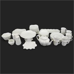 Shelley Dainty White tea set, registered design number 272101, including teapot, milk jug, open sucrier, ten teacups, eighteen side plates etc