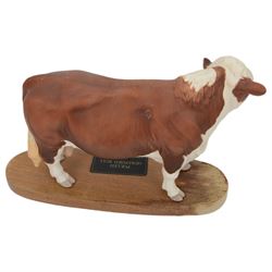 John Beswick Limousin Bull, together with Beswick Connoisseur Polled Hereford Bull in matt