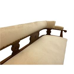 Late 19th century walnut framed chaise longue, upholstered in beige fabric