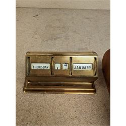 1920s brass perpetual calendar and a small metal trinket box with spaniel decoration, calendar H6cm