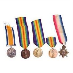 WWII British medals, comprising 1914-15 Star, War medal and three victory medals 