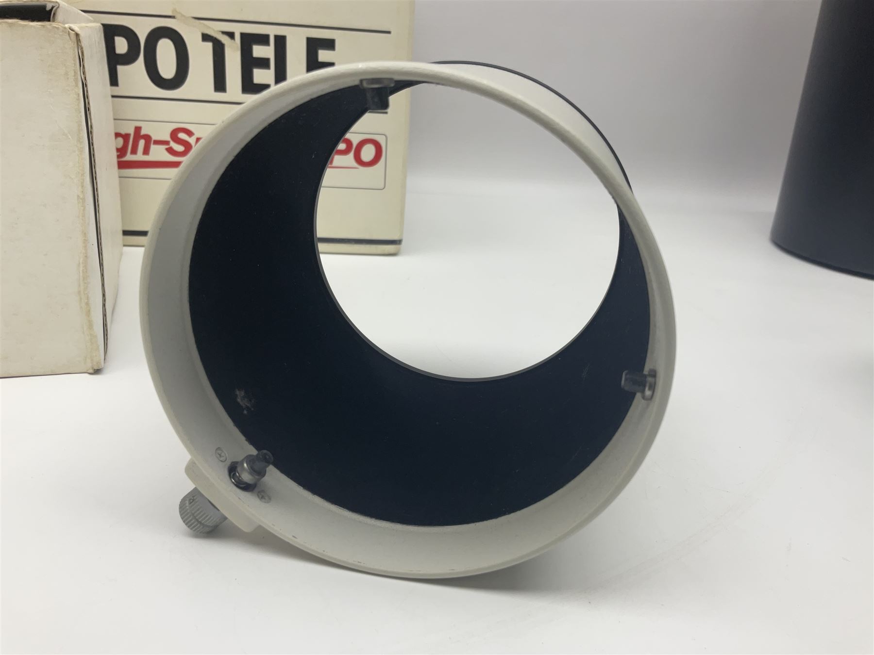 Minolta Dynax 7 camera body, serial number 93101009, Minolta 'AF APO Tele 300mm 1:4 (32)' lens serial no 32501041, in case and other camera equipment 