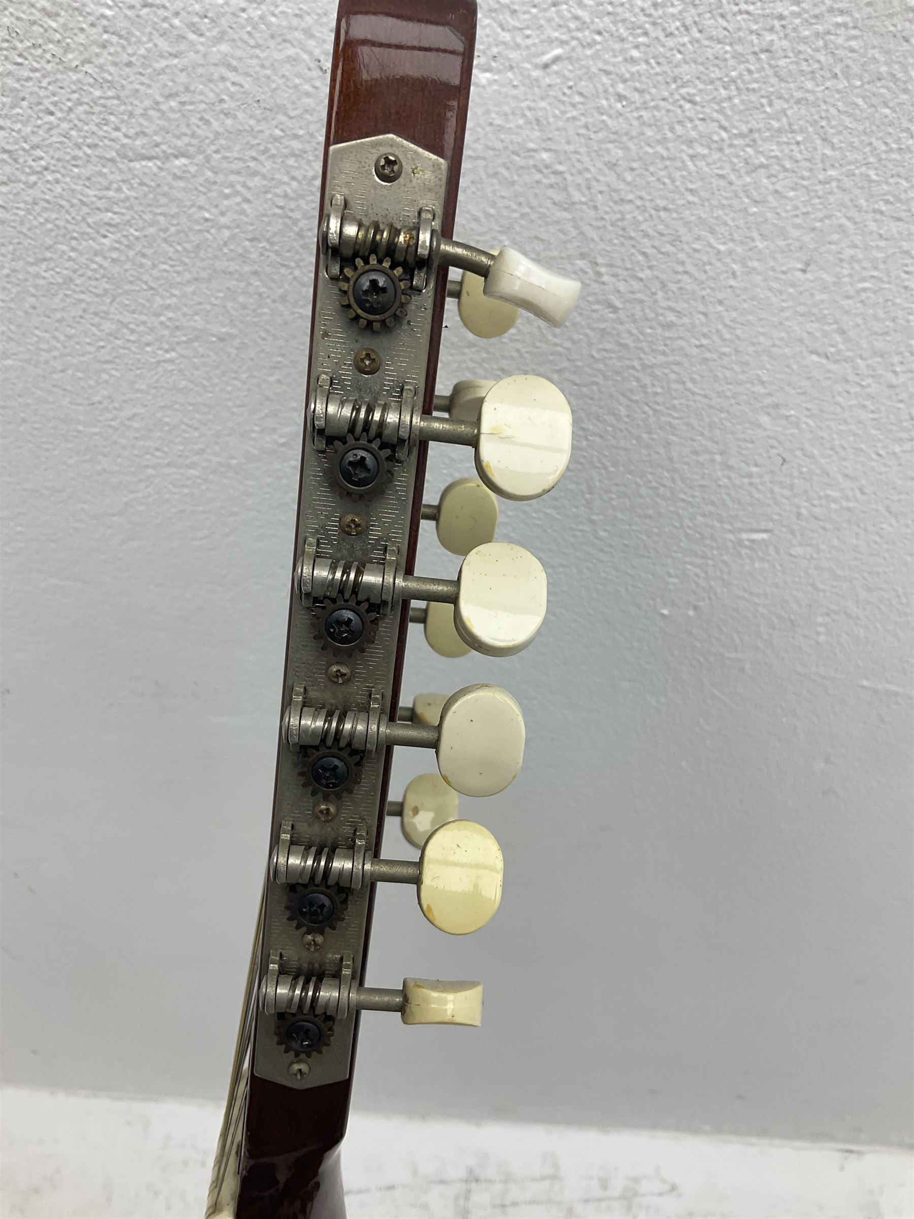 Grant Model No.W-220L twelve-string acoustic guitar with mahogany back and ribs and spruce top L109cm