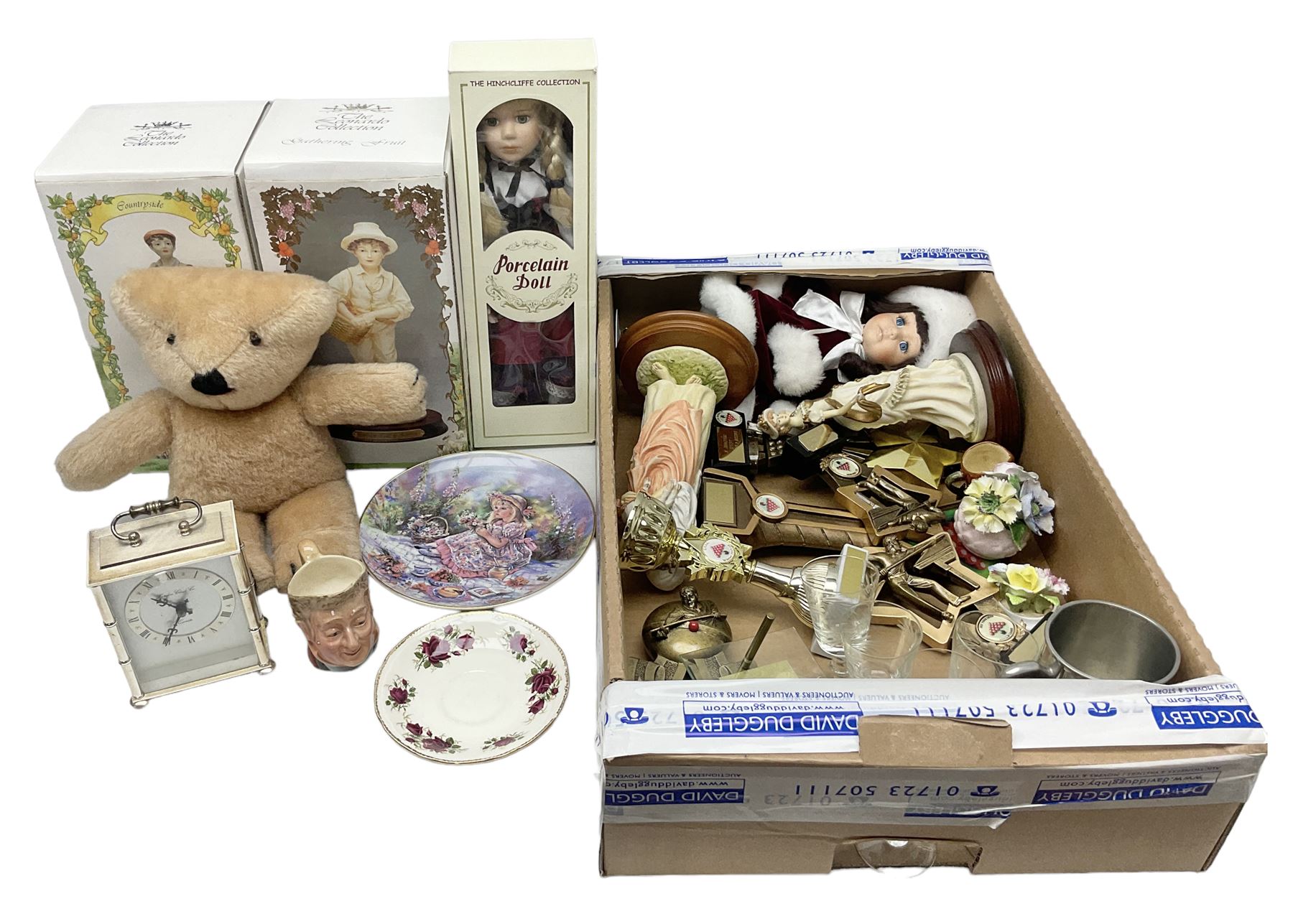 Beswick character jug, together with Leonardo Collection figures, porcelain dolls etc 