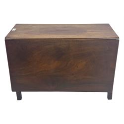 Georgian mahogany drop-leaf dining table, rectangular top with two hinged leaves supported by a gateleg mechanism, raised on square-section supports