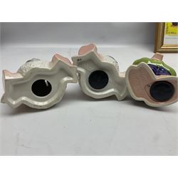  Full Set of Wade Natwest Pigs to include cousin Wesley, with an additional baby and framed leaflet 