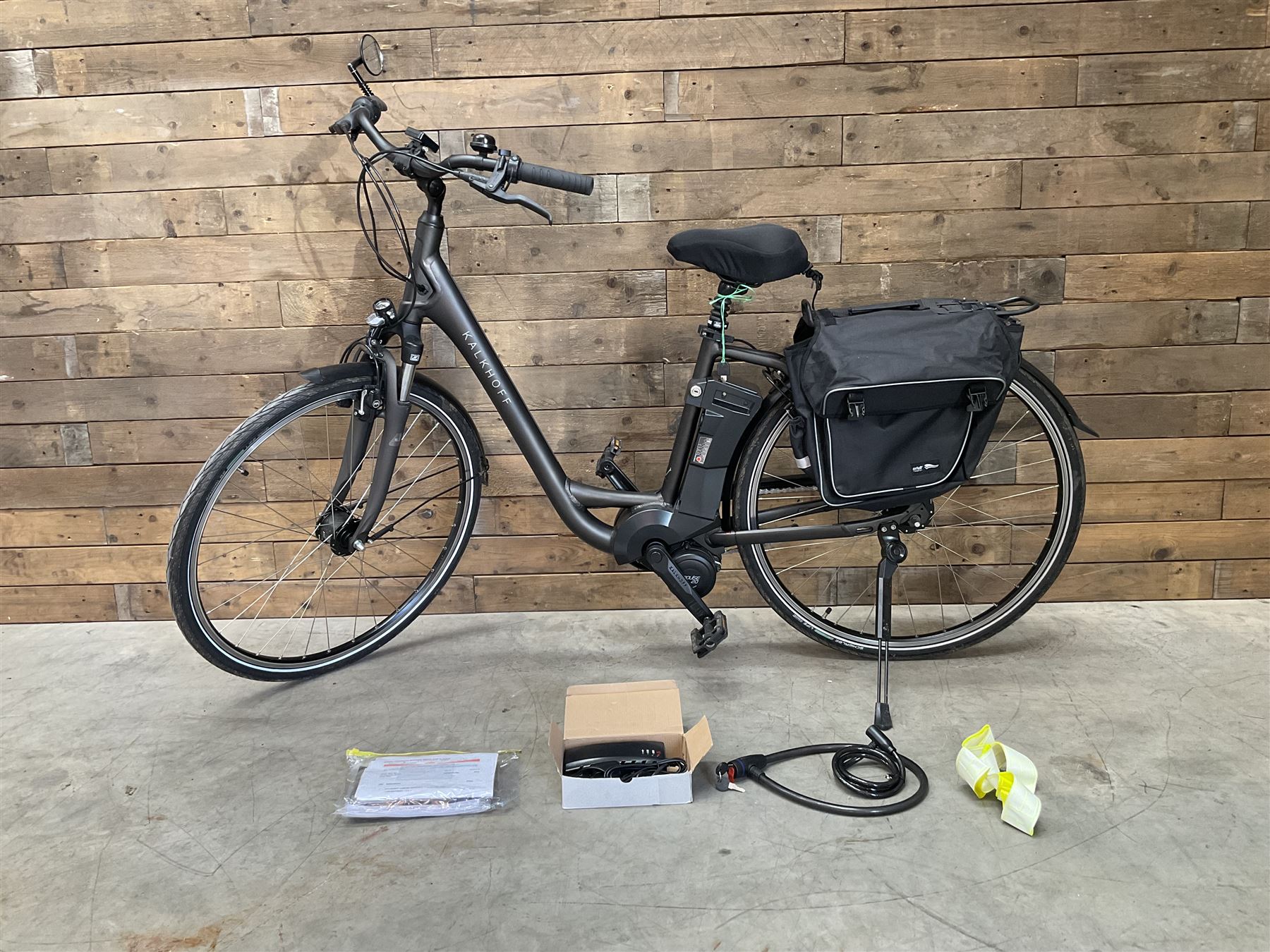 Kalkhoff Jubilee i7 electric bike with 11Ah battery, with charger lock and manual
