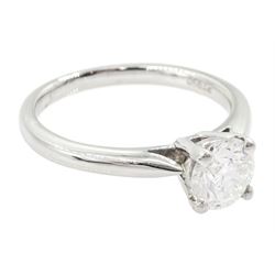 Platinum diamond ring, single stone round brilliant cut diamond of 0.91 carat, in a four claw setting, hallmarked, with GIA report, colour F, clarity SI2