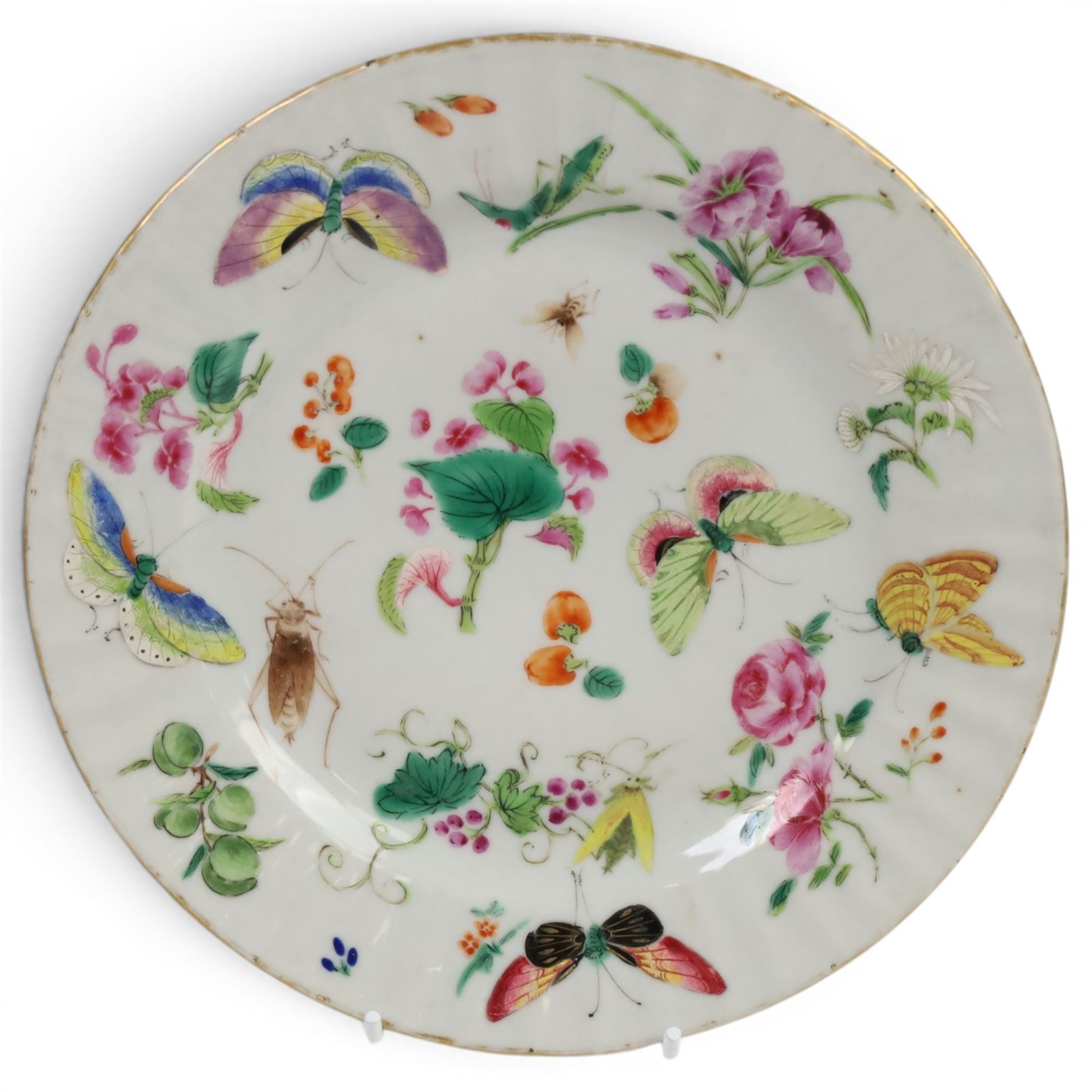 19th century Chinese famille rose plate, enamelled with fruits and flowers, crickets, butterflied and other insects, D20cm