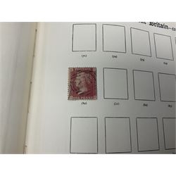 Stamps including St Helena, Fiji, Southern Rhodesia, Malaya, Bermuda, Queen Victoria and later Ceylon, various Universal Postal Union 1949 etc, housed in six albums/folders