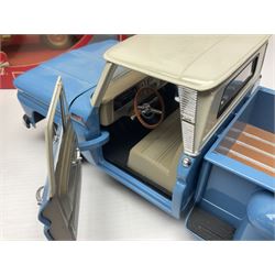 Seven 1:18 scale die-cast models by Ertl, Road legends, Maisto, Solido etc including two Coca Cola promotional vehicles; five boxed (7)