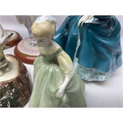 Nine Beswick bird figures, with stand, together with USSR thrush, two Franklin Mint Jane Austin figures and four Royal Doulton figures 