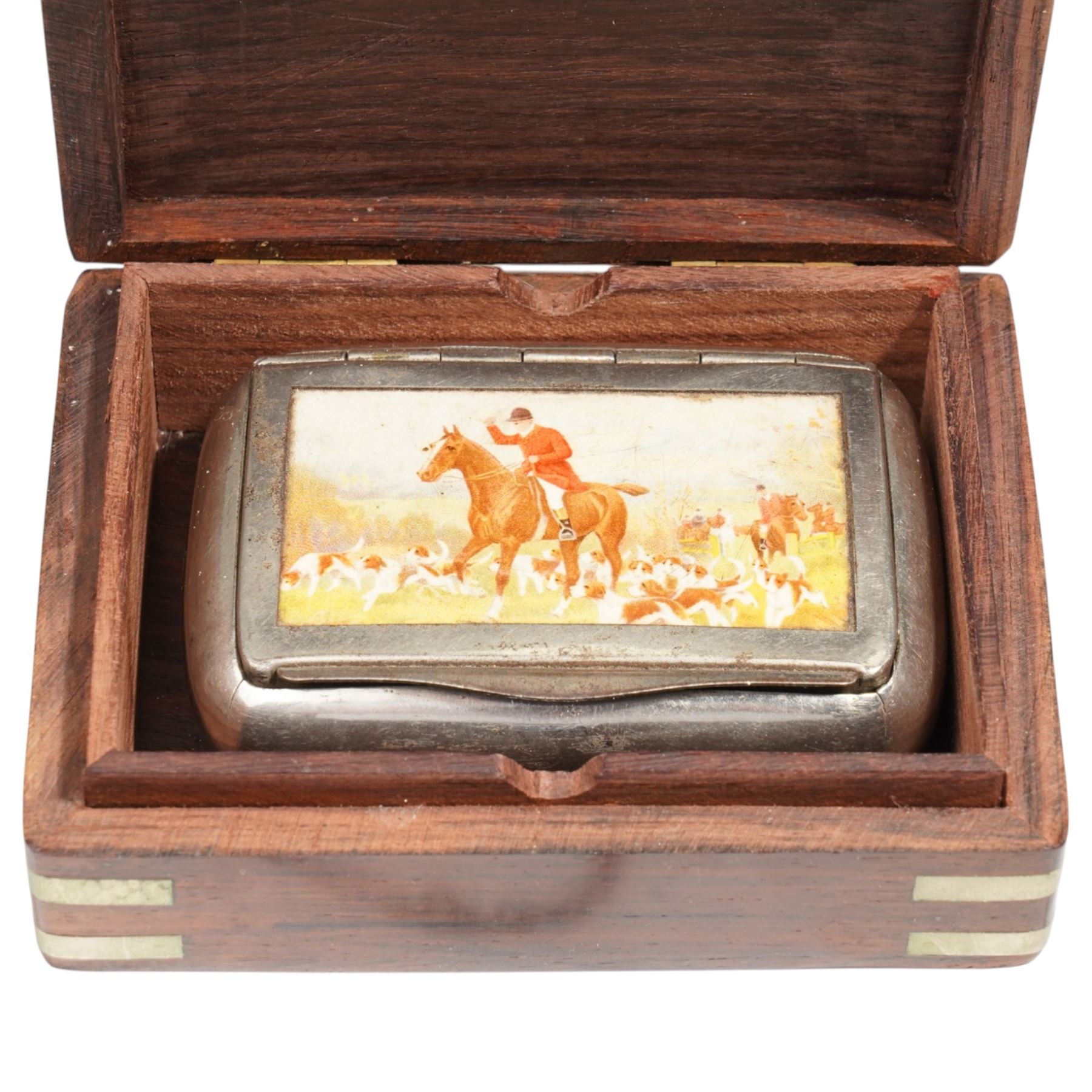 Collection of silver items including purse, three napkin rings, two vesta cases, silver cheroot holder case etc