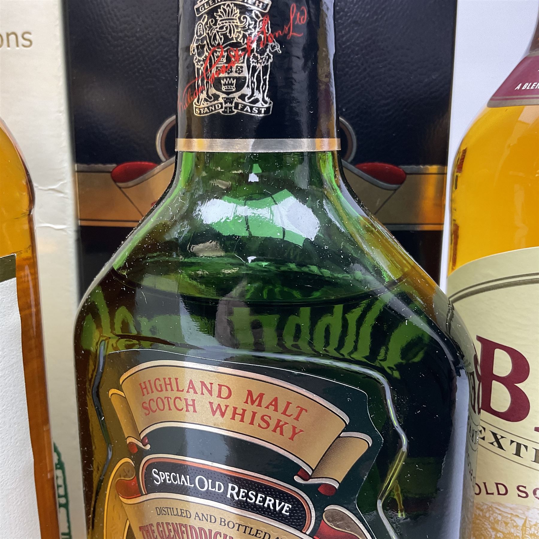 Glenfiddich Special Reserve single malt Scotch whisky, Bells, 8 years old blended Scotch whisky, House of Commons blended Scotch whisky and Jonnie Walker Red Label blended Scotch whisky, various contents and proof   