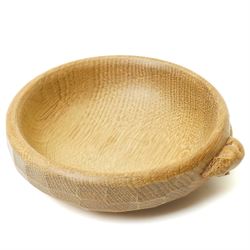 Mouseman - adzed oak nut bowl with carved mouse signature by the workshop of Robert Thompson D15cm